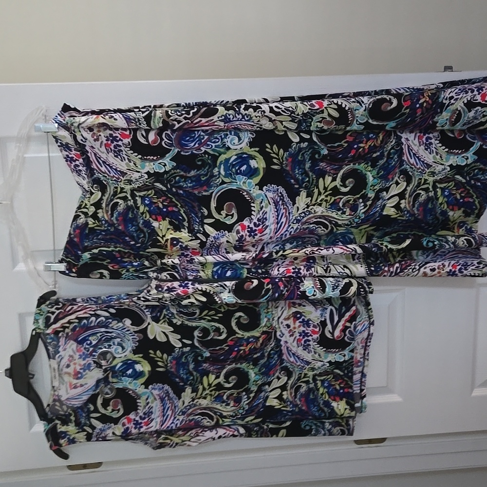 Jones Studio Multicolor Patterned Top and Matching Long Skirt